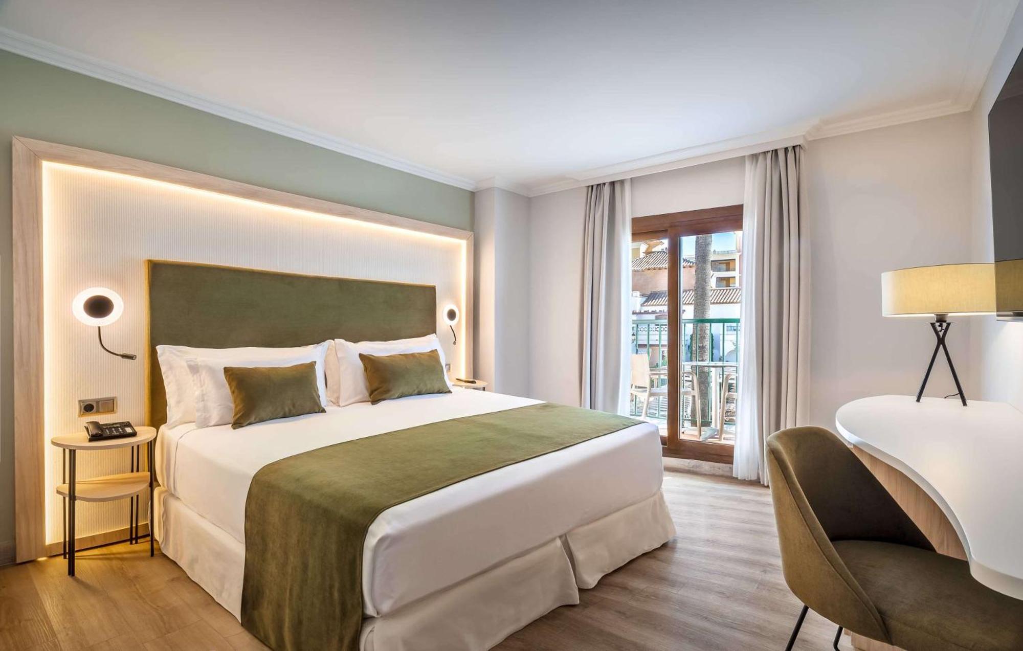 Superior Double Room with Terrace