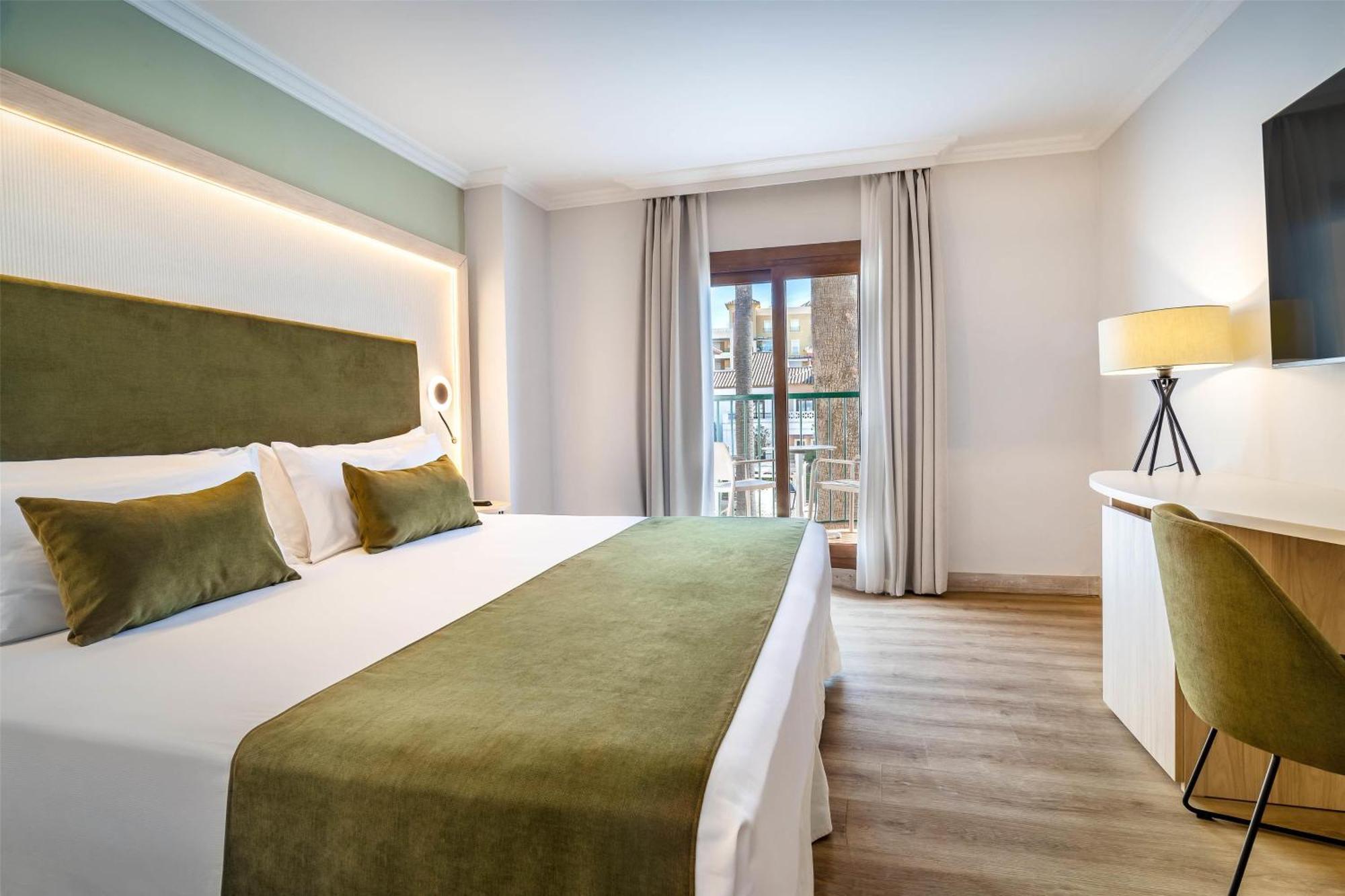 Two Connecting Deluxe Double Rooms with Pool View